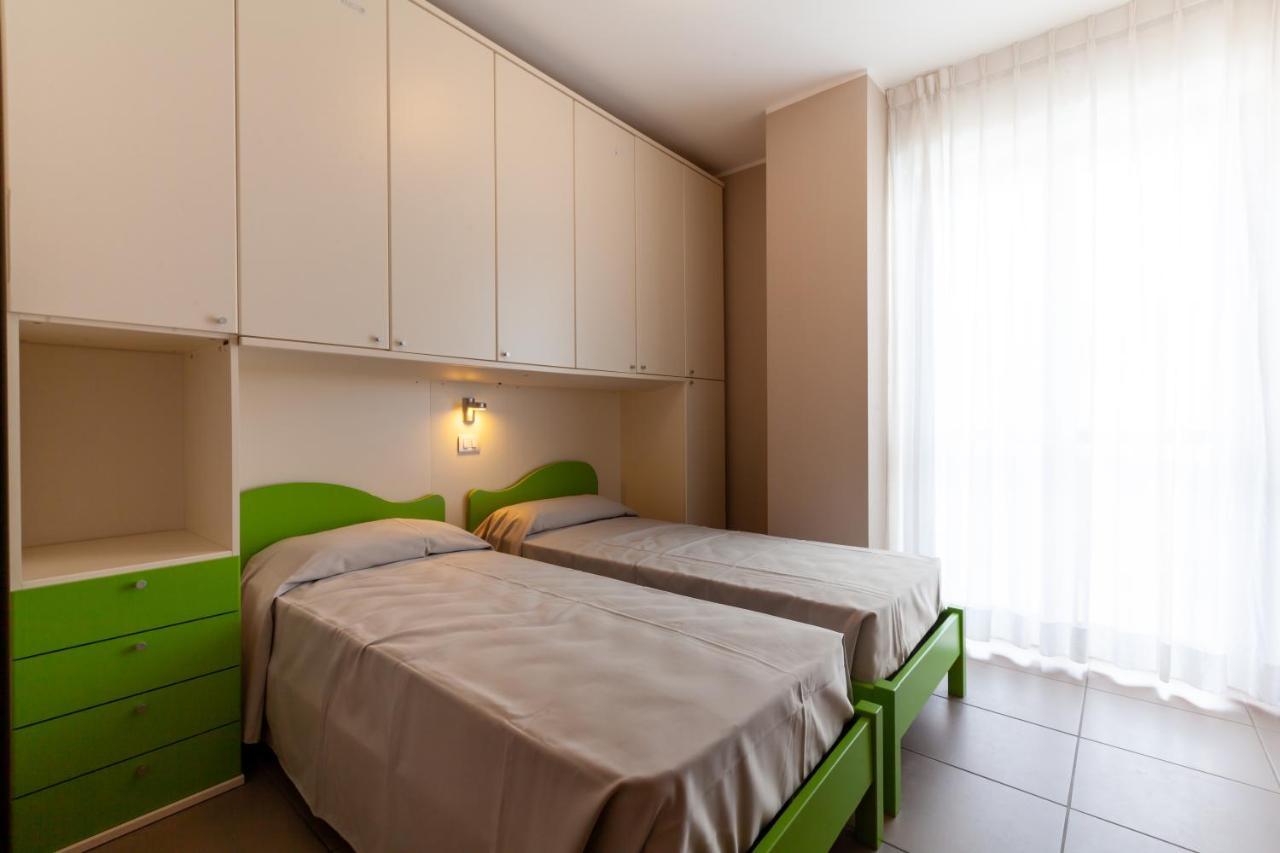 Holiday Club Residence Alba Adriatica Esterno foto